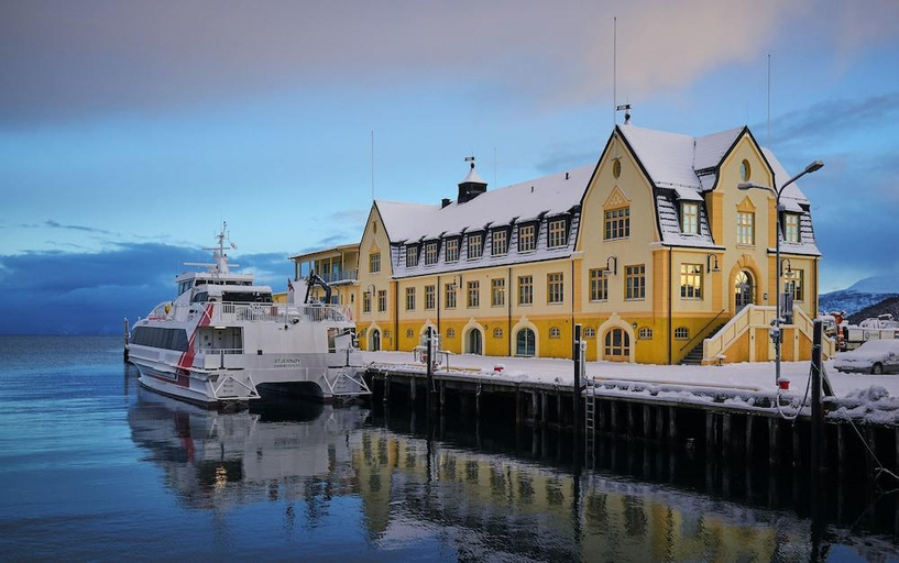 Exterior & Views 1, F2 Hotel, Harstad