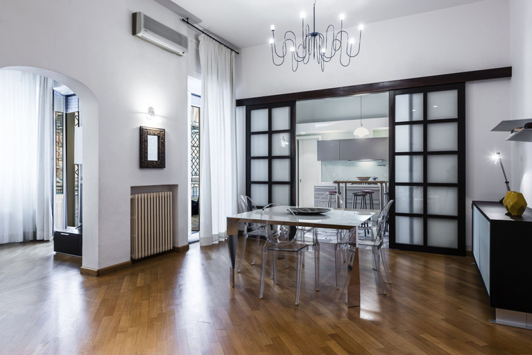 Others 5, Agata Apartment with Balcony by Wonderful Italy, Catania