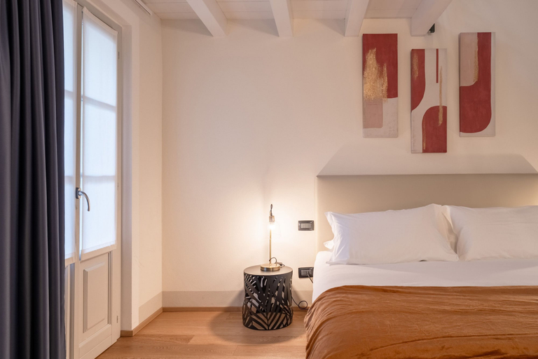 Room 4, Palazzo Odescalchi by Wonderful Italy - Apt 7, Como