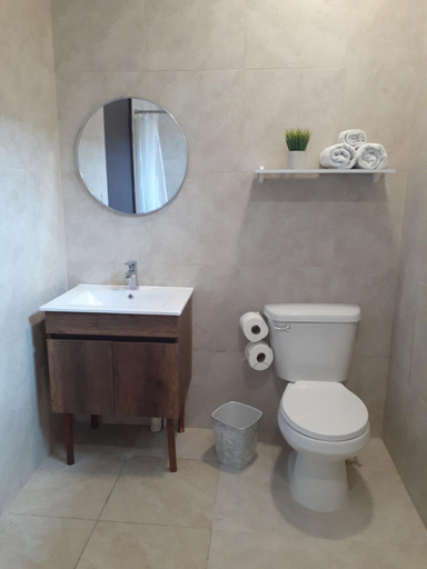 Bathroom 3, Charlys Place, Antiguo Cuscatlán