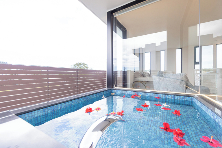 Sport & Beauty, VILLA BLANC F, Motobu
