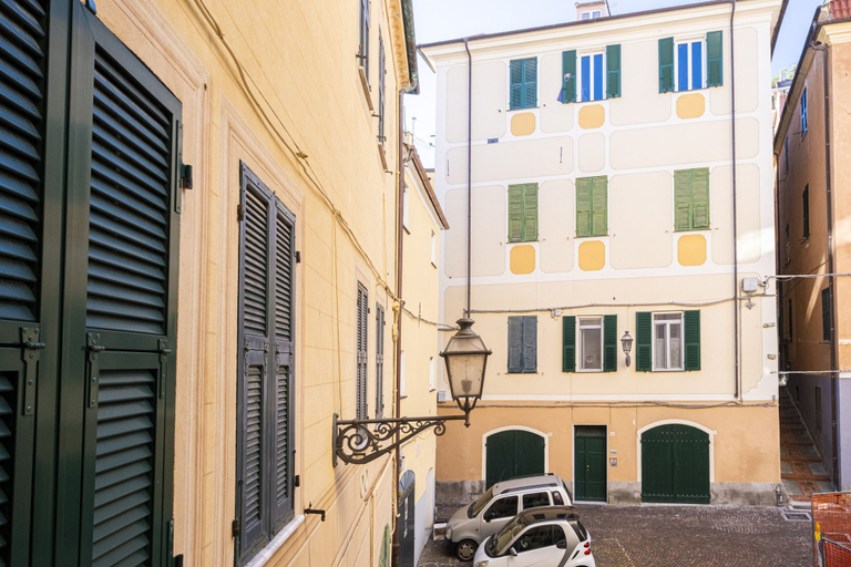 Room 5, Casa Schiaffino 1 by Wonderful Italy, Savona