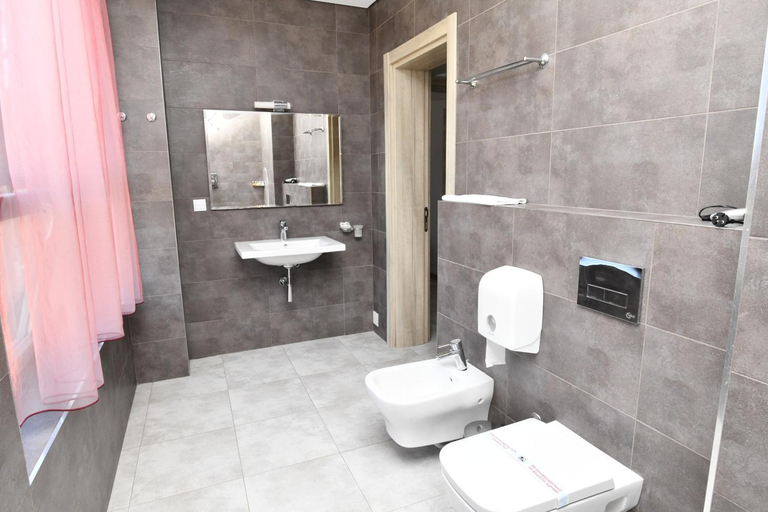 Bathroom 3, Complex Perpera, Stambolovo