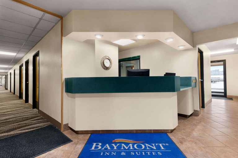 Public Area, Baymont By Wyndham Sioux Falls West, Minnehaha