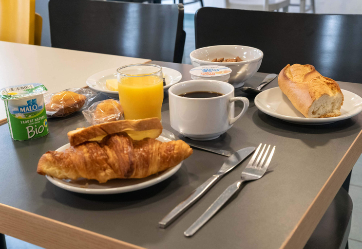 Food & Drinks 5, B&B HOTEL Dieppe, Seine-Maritime