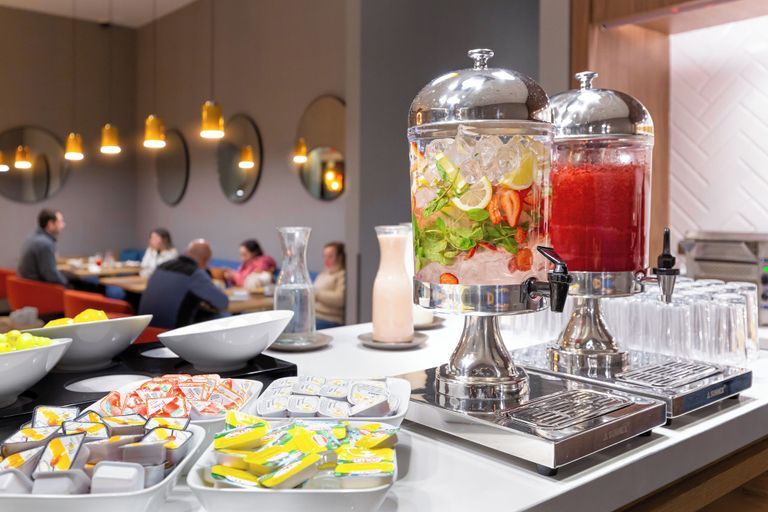 Food & Drinks 5, Tru By Hilton Chillan Ferrat, Ñuble