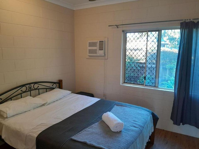 Bedroom 2, Edmonton Lodge, Cairns