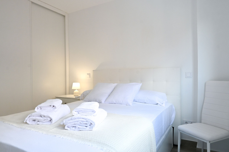 Room 2, M Mma322a Acogedor Apartamento de un Dormitorio e, Madrid