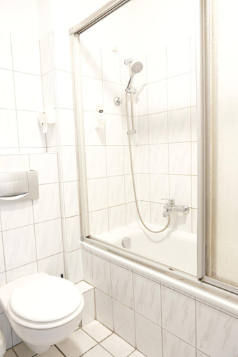 Bathroom 3, easy&cosy-Hotel Moers-Mitte, Wesel