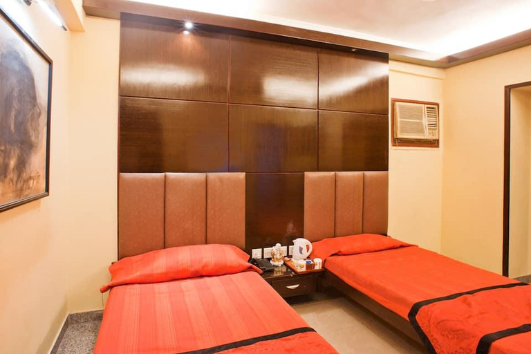 Bedroom, Hotel Heritage, North 24 Parganas