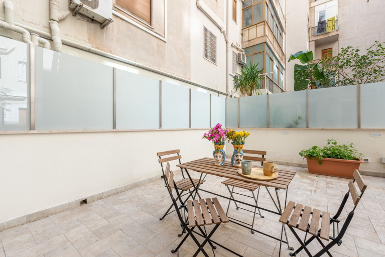 Room 5, Casa Parisi by Wonderful Italy, Palermo