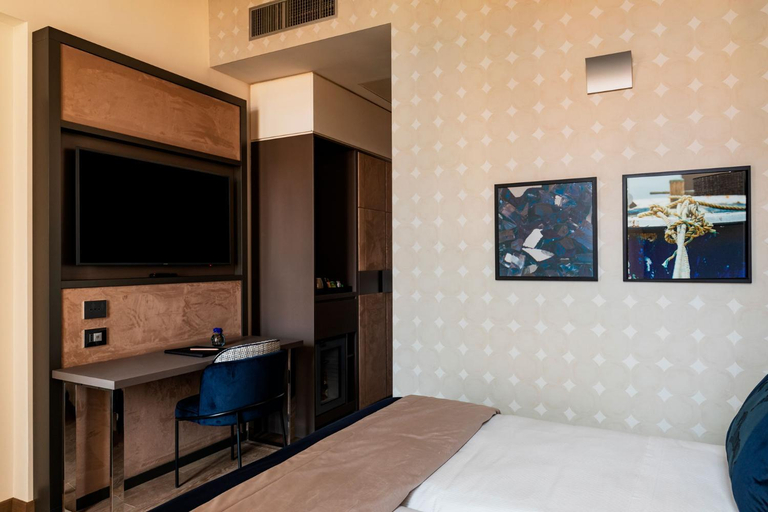 Bedroom 3, Amadomus Luxury suites, Napoli