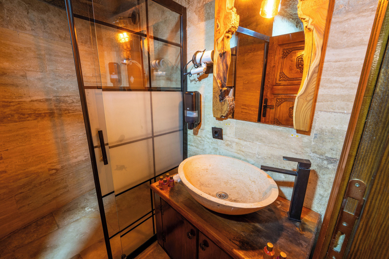 Bathroom 3, Sunset Cave, Nevşehir