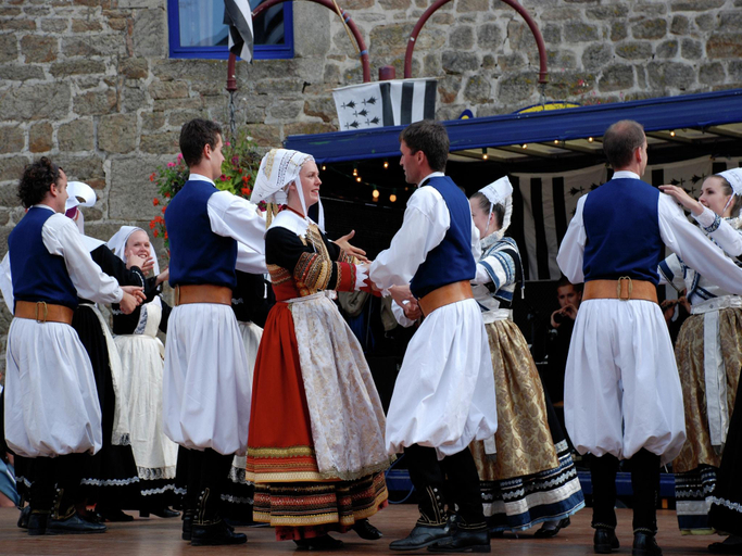 Others 4, Breton Escape in Querrien, Finistère