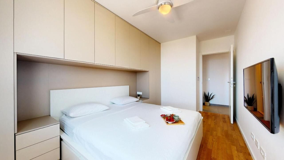 Bedroom 2, Mika's 2-Bedroom Seaview Flat & Parking, Split