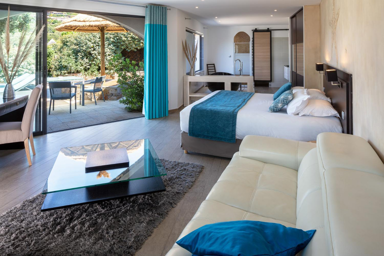 Bedroom 2, Le Ruesco, Corse-du-Sud