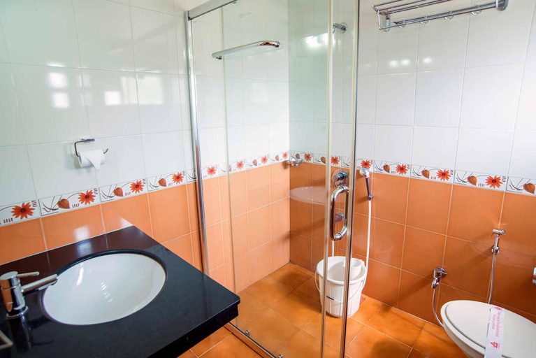 Bathroom, YMCA International House, Mumbai City