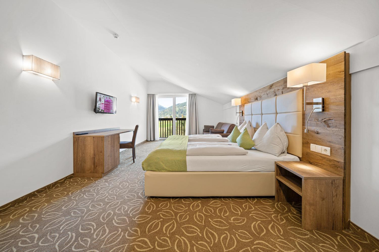 Bedroom 2, Landhotel Berger, Sankt Johann im Pongau