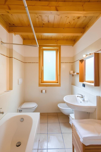 Bathroom 5, Agriturismo Prisma, Lecco