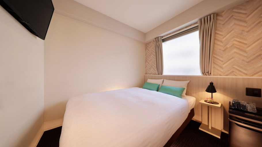 Bedroom 3, DOTONBORI Crystal Hotel II, Osaka