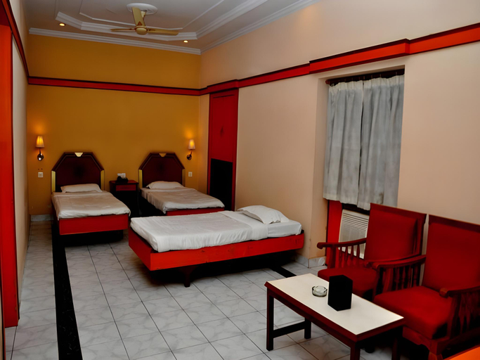 Bedroom 2, Pallavi International Hotel, Varanasi