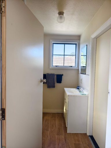 Bathroom 3, Ferry Motel, Christchurch