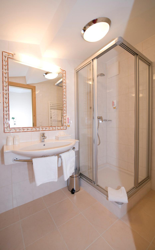 Bathroom, Hotel Hanneshof inklusive SommerCard, Sankt Johann im Pongau