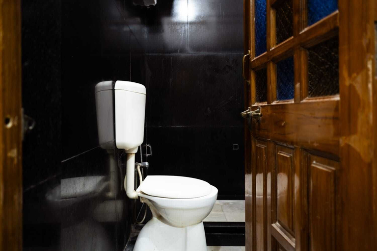 Bathroom 2, Hotel The Vintage Villa Jaisalmer, Jaisalmer