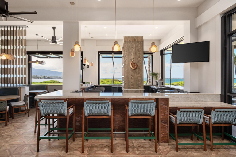 Food & Drinks 5, Hampton Inn & Suites Maui North Shore, Maui