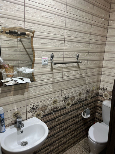 Bathroom 4, Narek B&B