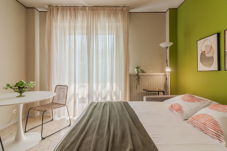 Bedroom 3, Green Paradise in Lierna, Lecco
