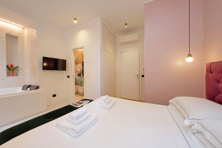 Room 5, TR Campo de Fiori Retreat w Sauna and Jetted Tub, Roma