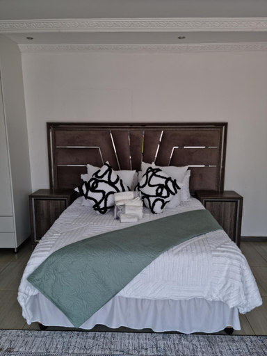 Others 5, Kanyamazane Guesthouse 1214, Ehlanzeni