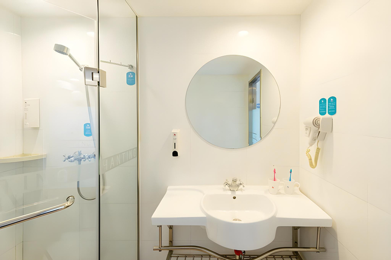 Bathroom 3, Hanting Hotel Kunming Mile Temple Park, Kunming