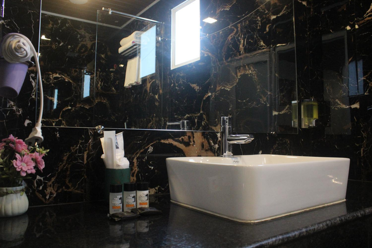 Bathroom 5, Kimaya By The Sea, North Goa