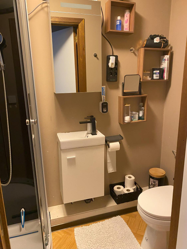 Bathroom 2, Perk25A, Vlaams Brabant