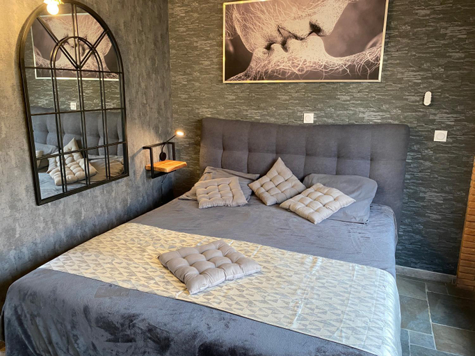 Bedroom 2, HOTEL NATURE LE LOFT, Drôme