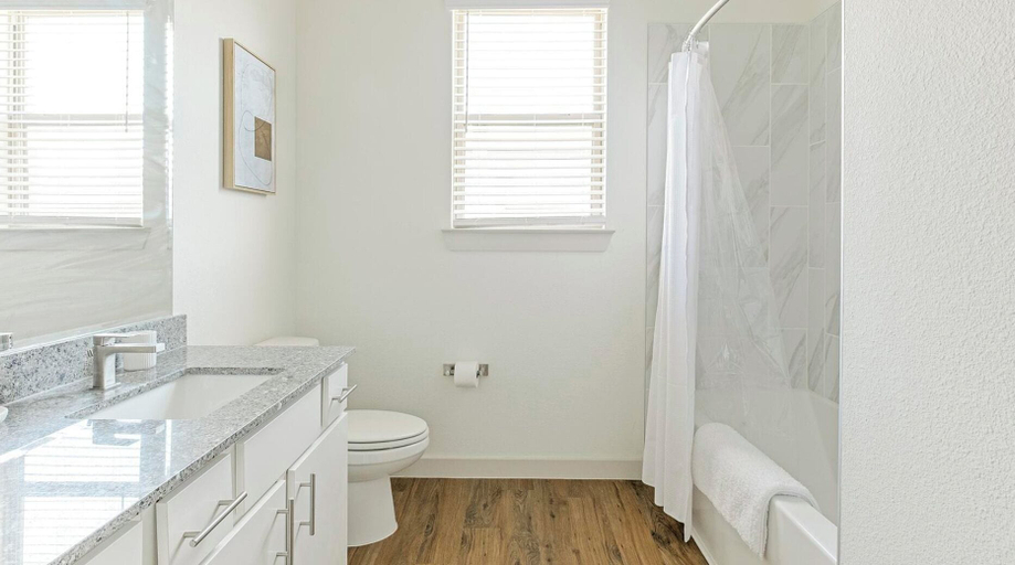 Bathroom 3, Landing Apartments Waller, Houston