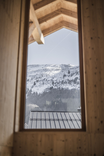 Others 4, Chalet in Bichlbach Near Ski Slopes, Reutte