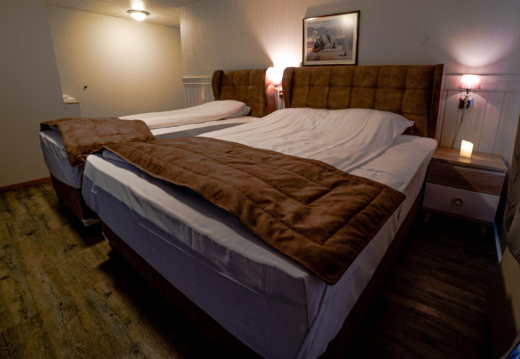 Bedroom 2, HOTELLMILANO AS, Vefsn