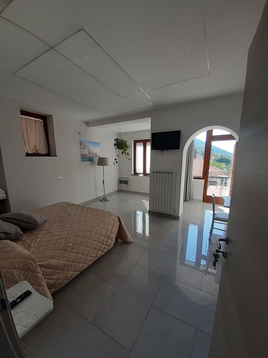 Bedroom 4, Raggio di Sole, Napoli