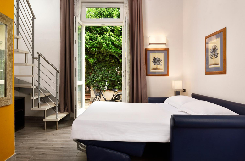 Bedroom 3, Sun House, Florence