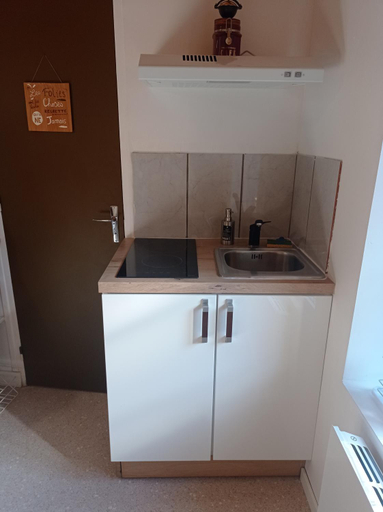 Others 2, Appartement cosy avec son charme ancien., Jura