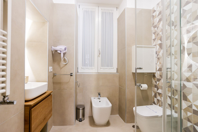 Bathroom 4, Santa Patrizia a Chiaia Apartment, Napoli