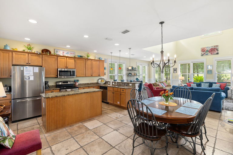 Food & Drinks 5, 1337 Laurel Grove 3 Bedroom Home by RedAwning, Walton