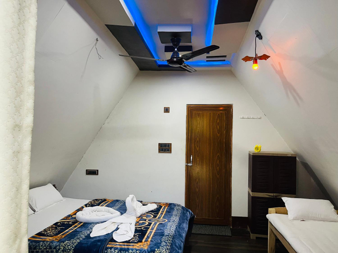 Others 5, Changmai's Inn, Golaghat