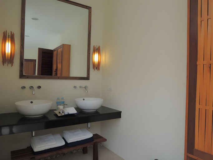 Bathroom 4, Bluewater Sumilon Island Resort, Oslob