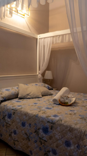 Bedroom 1, Giardini Malaspina, Oristano