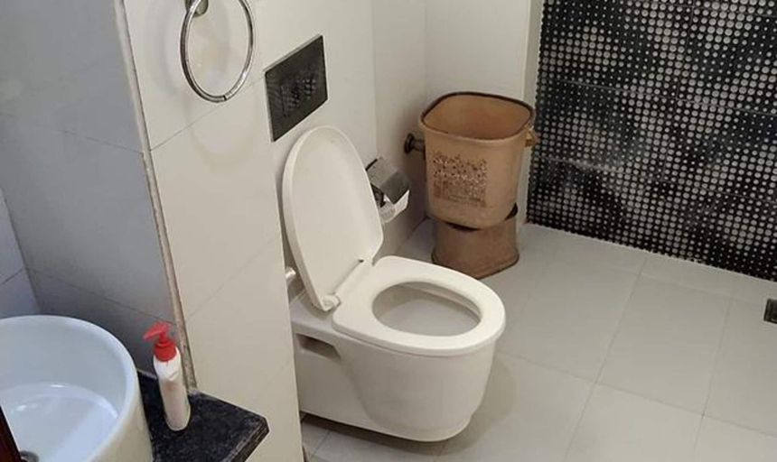 Bathroom 4, Fabhotel Casa De Grand, Kaushambi