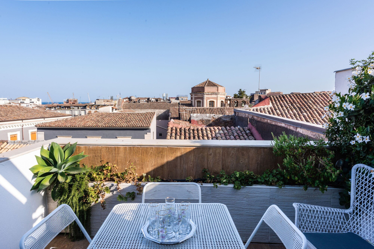 Room 4, La Perla del Duomo With Terrace by Wonderful Italy, Catania